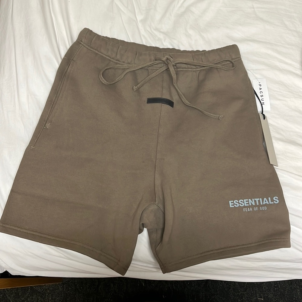 NTW ESSENTIALS FEAR OF GOD HARVEST SWEAT SHORTS